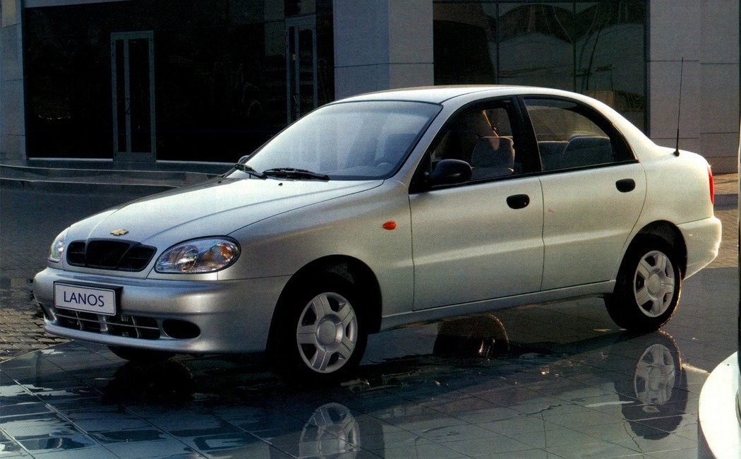 chevrolet lanos 
